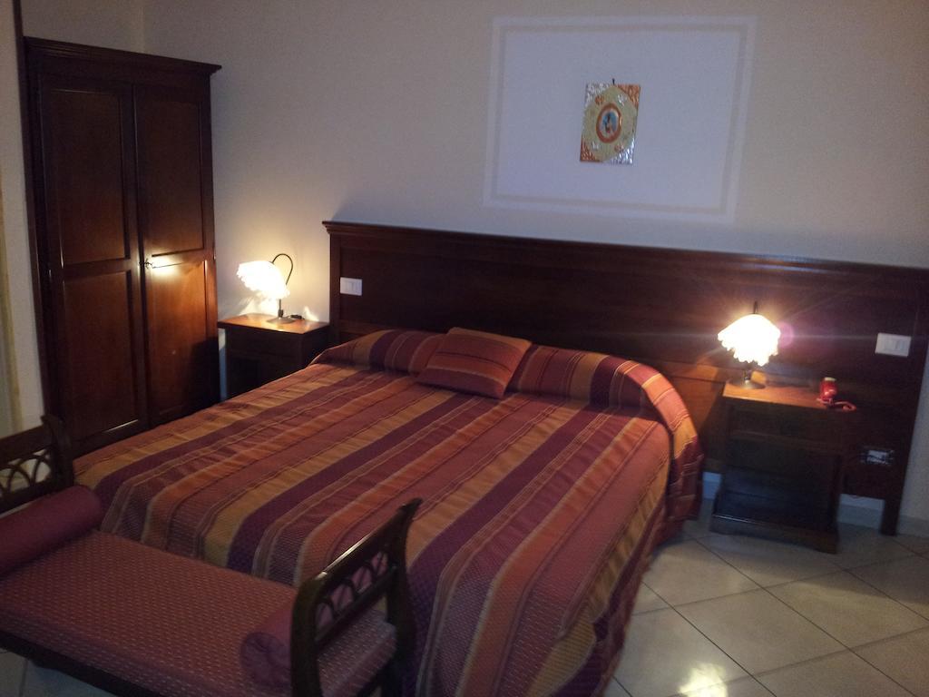 George Hotel Barcellona-Pozzo di Gotto Quarto foto